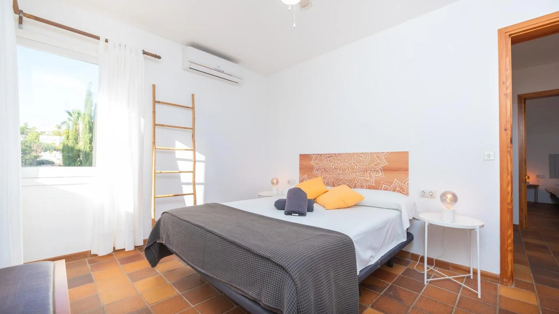 Villa Cap Martinet Talamanca 西班牙